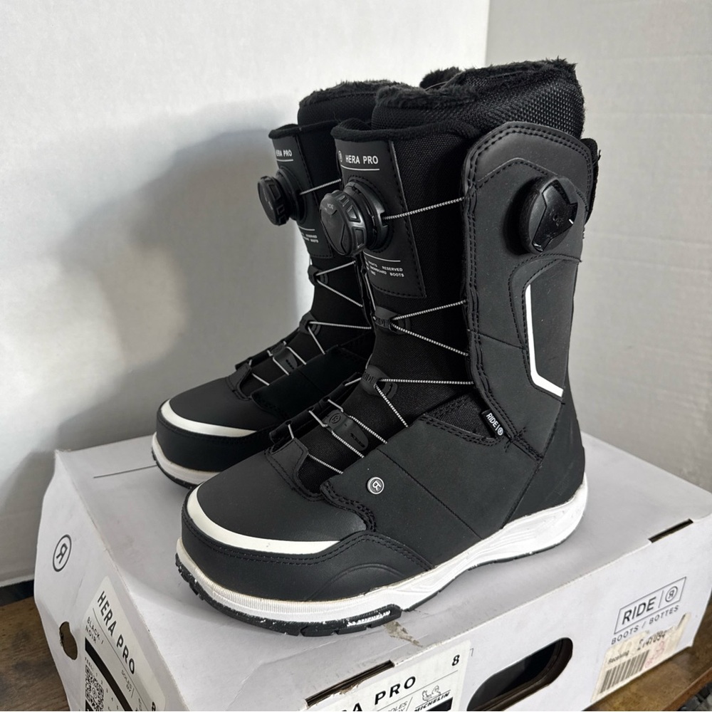 New Ride Womens Hera Pro Snowboard Boots Black Size 8